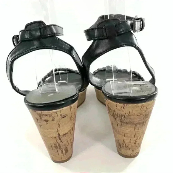 Unisa sandals 9.5 Unkylia black faux leather braided faux cork wedge platforms - Picture 4 of 14